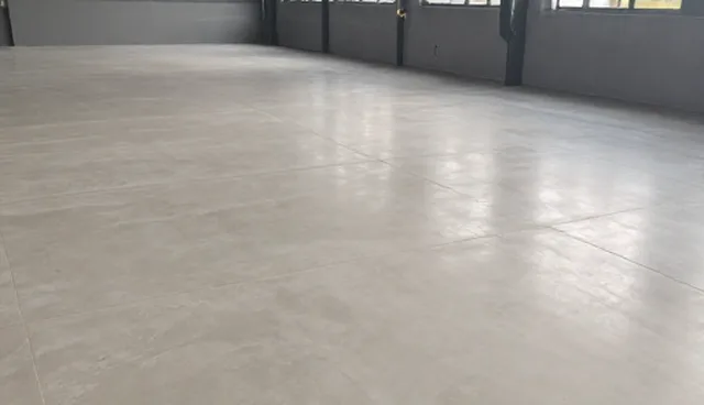 视频素材选择的两种做法对比及其实际取舍